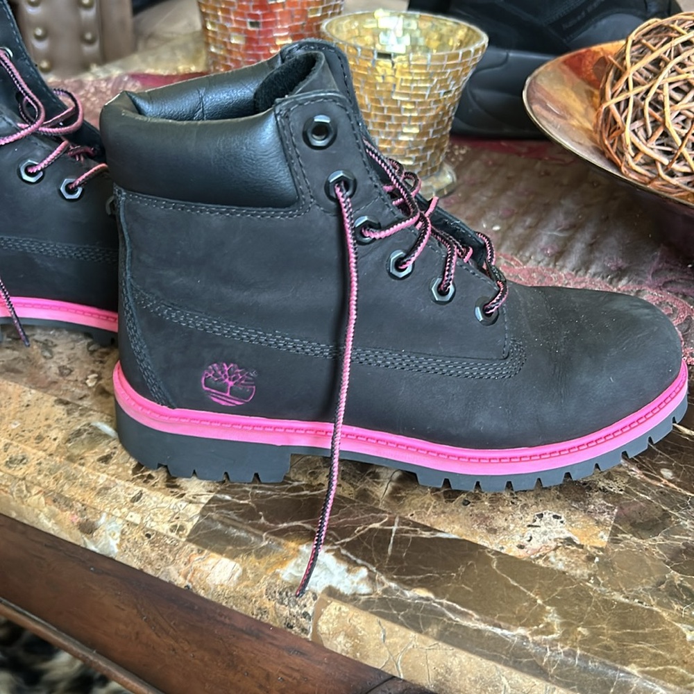 Timberland women’s boots- EUC  black with pink trim